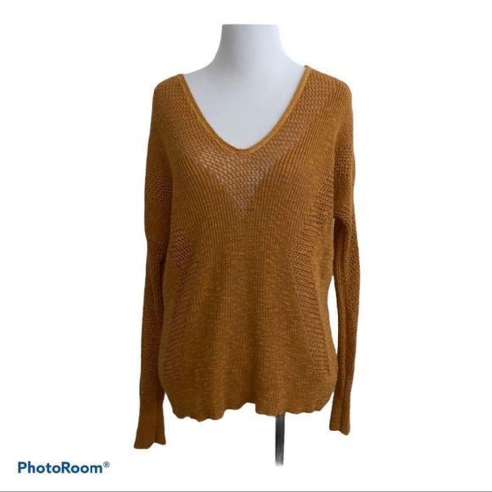 5/$30 🎈 Maurices‎ open knit women’s medium sweater